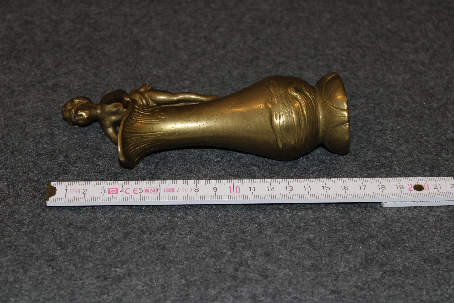 MESSINGKRUG mit PUTTI-HENKEL | Viktorianische Ewer | ca. 16 cm